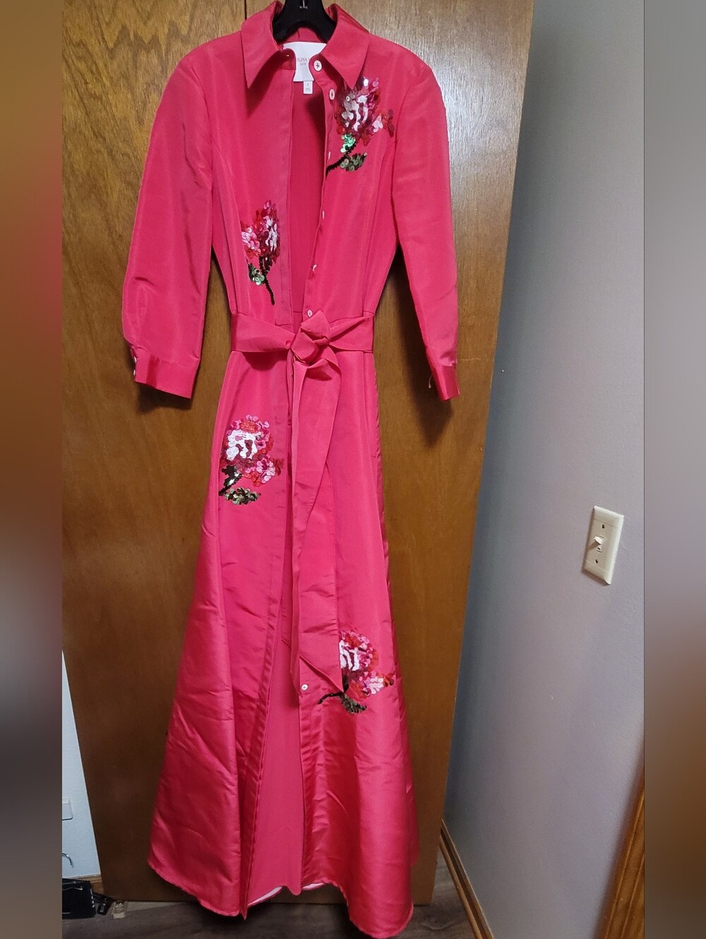 Carolina Herrera Embroidered Hot Pink Maxi Shirt Dress Size 2